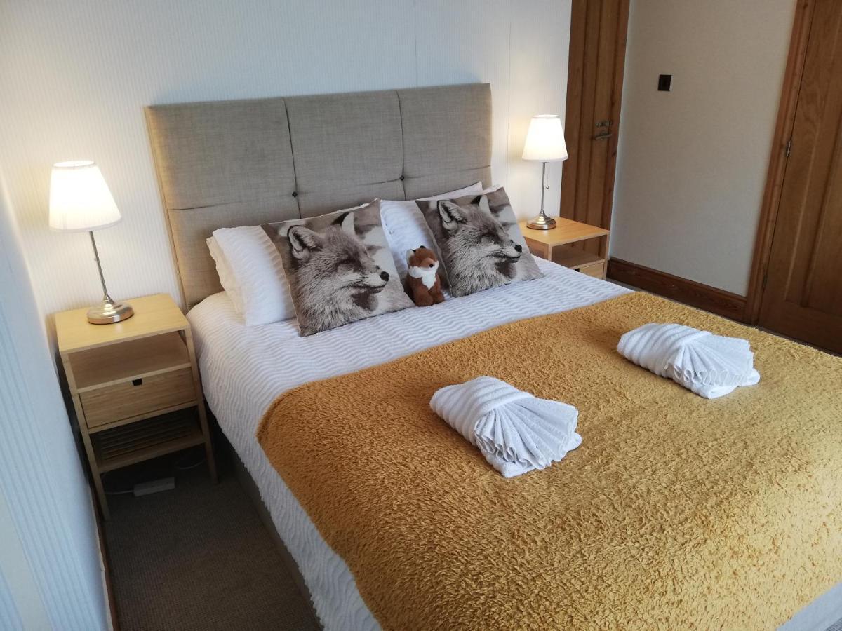 Clay Cross Nice Rooms In Queen House מראה חיצוני תמונה