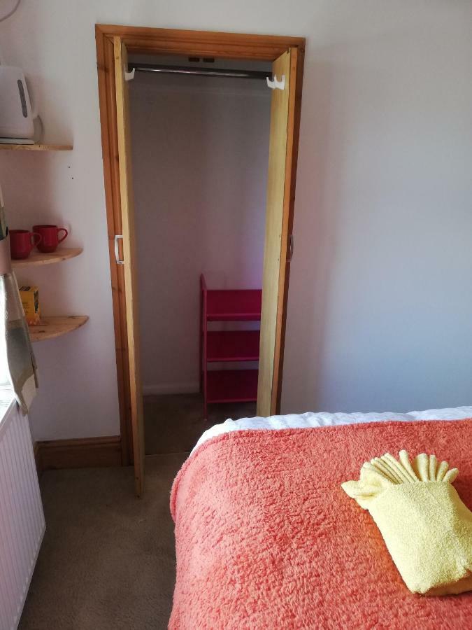 Clay Cross Nice Rooms In Queen House מראה חיצוני תמונה